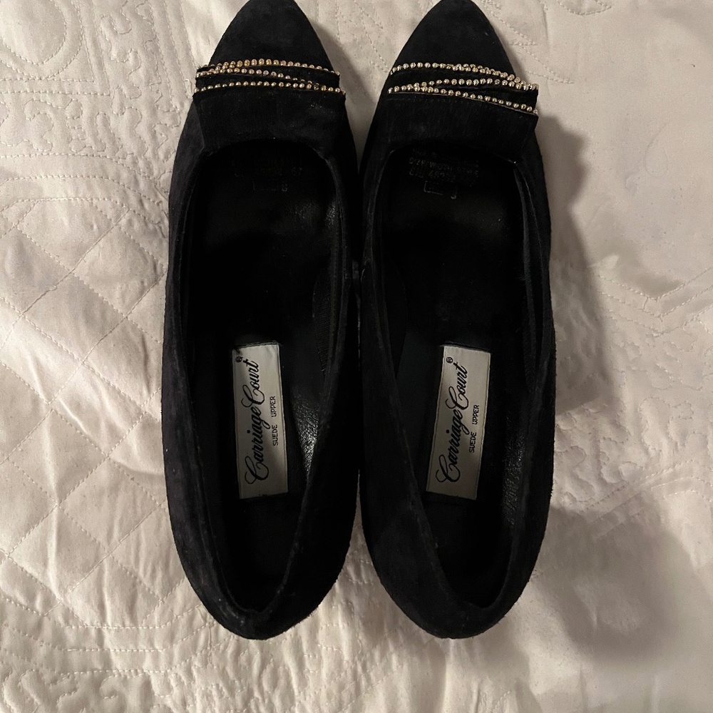 Carriage Court Women’ Dress Shoe